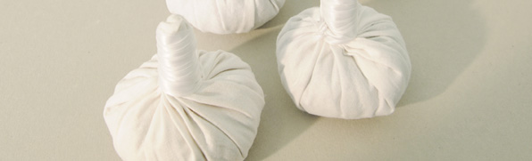 Kräuterstempel für Massage